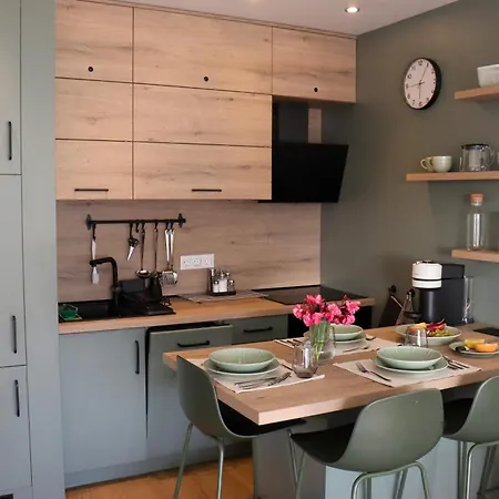 Janna I - Your Cozy Family *